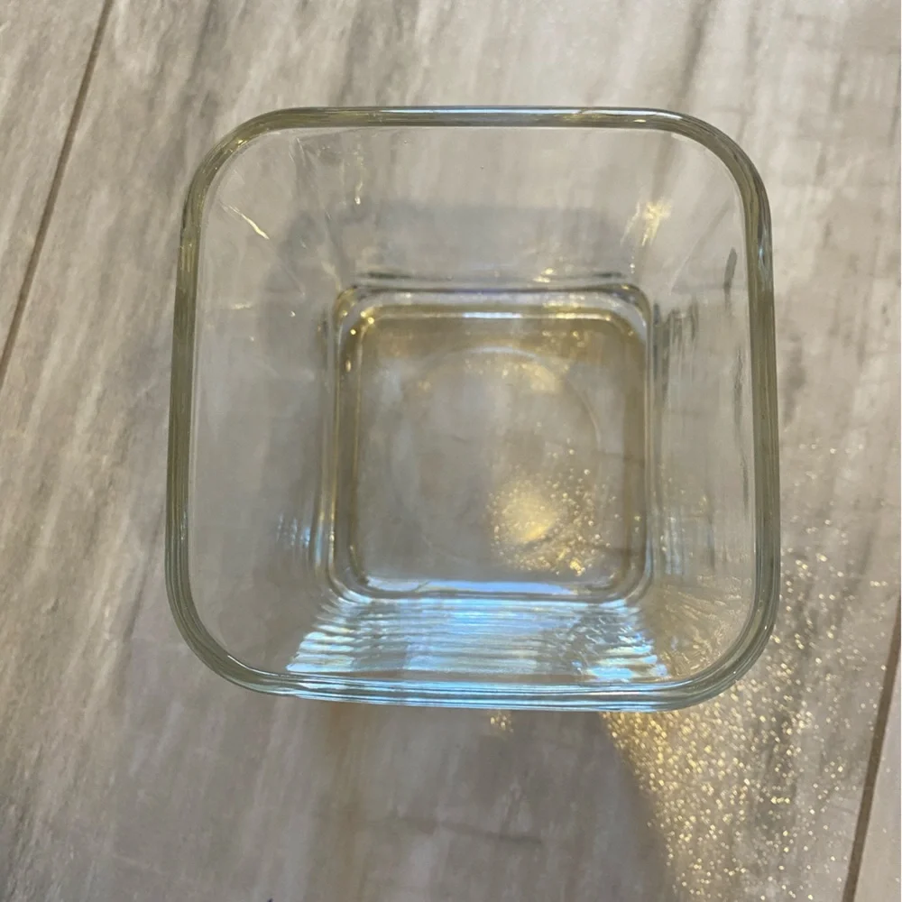 Bundle of 2 Small Square Shaped Clear Glass Flower Vases